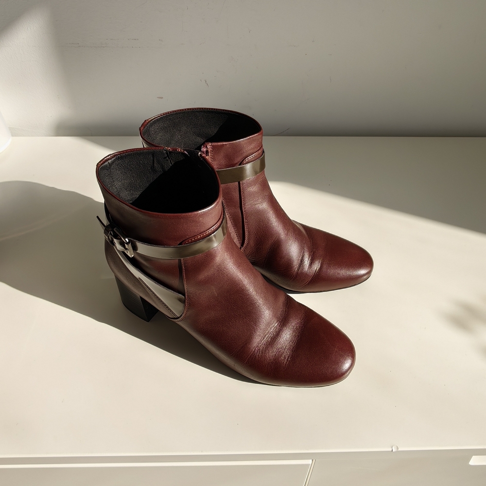 Geox Elegant Marron Leather Ankle Boots